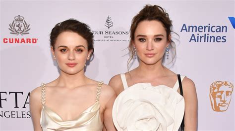 Joey King And Sister Hunter Attend Parties During Golden Globes Weekend