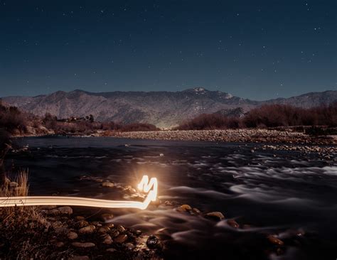 Lovely Photos Of Light Painting In Landscapes By Justin Carrasquillo