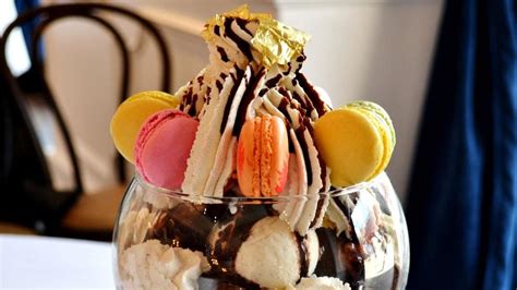 1000 Ice Cream Sundae Whats In New Yorks Latest Four Figure Dessert