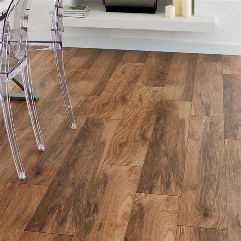 Howdens Professional Fast Fit V Groove Hickory Flooring 222sqm Howdens