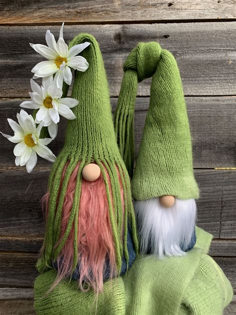 Pin By Heather Huck On Diy And Crafts Spring Gnomes Gnomes Crafts