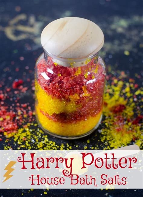 High quality harry potter christmas gifts and merchandise. Have a friend who LOVES Harry Potter? Make these easy DIY ...