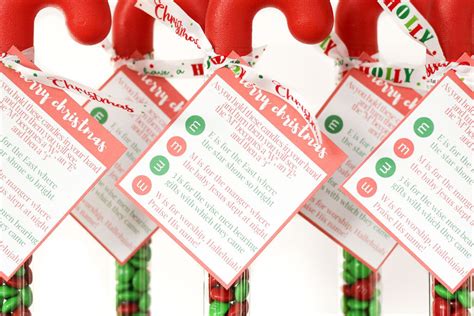 Print out a card with the m&m's going various ways. M&M Christmas Poem Printable - Home and Hallow