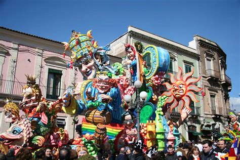 Carnival And Festival In Sicily Sicily Events Sicily Private Tours