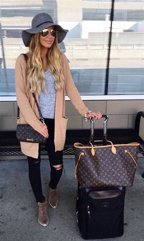 44 Simple And Casual Airport Style Outfits Lifestyle Moda Femenina Moda De Viaje Ropa Para