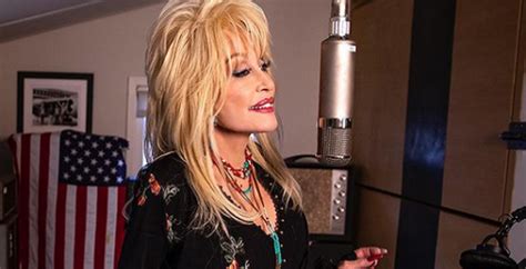 Dolly Parton Launches Her New Personal Fragrance