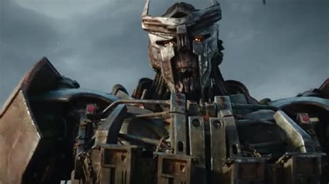 Unicron arrasa en el brutal tráiler de Transformers El despertar de las bestias