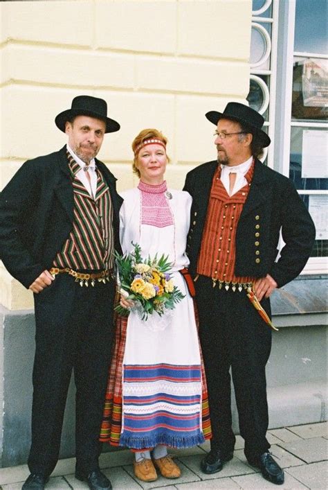 Karelian Womans Dress From Koivisto Mens Dresses Incl The Helavyö