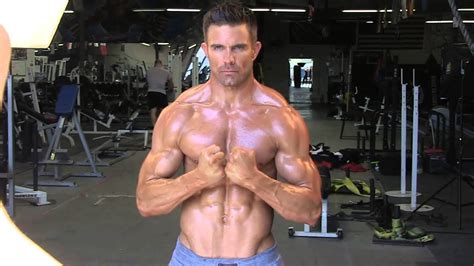 Male Fitness Modeling Muscle And Fitness Photo Shoot Youtube