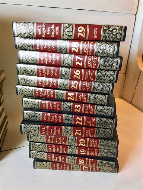1973 Funk And Wagnalls New Encyclopedia A Z 29 Books In All Complete