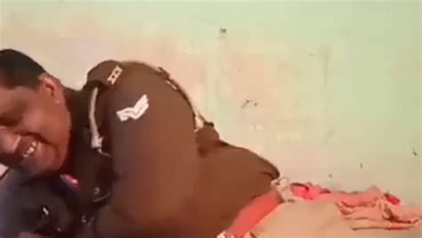 Unnao सिपाही का महिला से अश्लील हरकत का वीडियो वायरल पति की