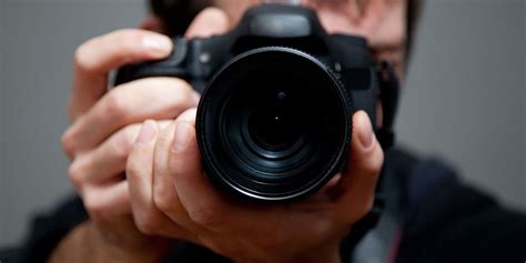 A camera is an optical instrument used to capture an image. 5 Programmakeuzes op je camera - Fotografietips - albelli