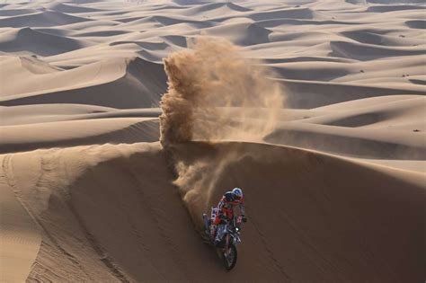 Dakar Ignacio Cornejo Vence Etapa Nas Motas E Novo L Der