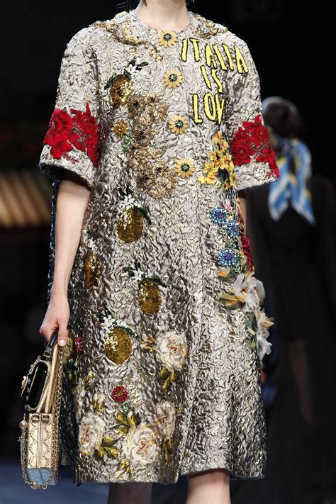 Dolce And Gabbana Spring 2016 Ready To Wear Accessories Photos Vogue