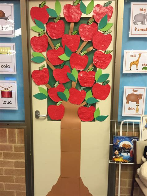 Kindergarten Apple Tree Art Display 🍎 Kindergarten Art Tree Art