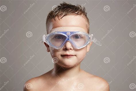 Sport Kid In Mask In Swimming Pool Stock Photo Image Of Childhood