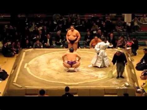 Combate De Sumo En Tokyo Jap N Youtube