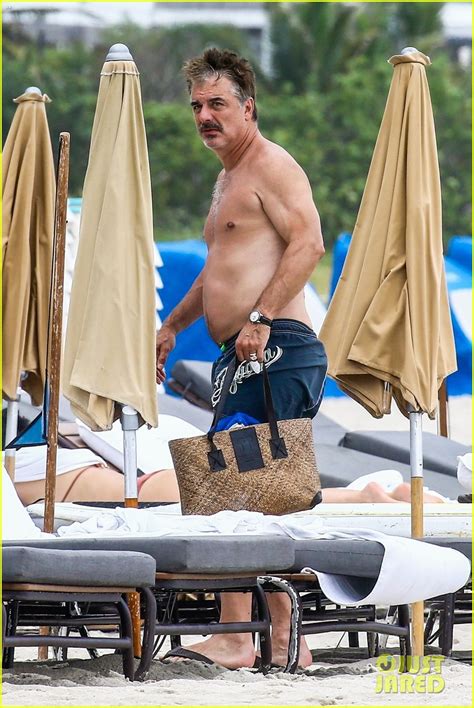 Photo Chris Noth Goes Shirtless On The Beach During Miami Vacation 18 Photo 4082919 Just
