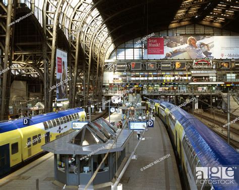 Germany Hamburg Main Train Station Arrival Hall Trains Europe