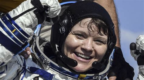 Nasa Astronaut Annie Mcclain Accused Of First Crime In Space