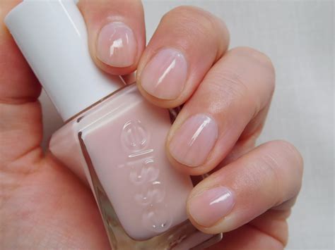 Pretty Perfect Beauty Notd Essie Gel Couture Fairy Tailor