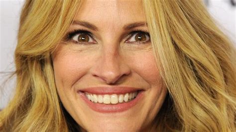 Julia Roberts Says She Wants To Be ‘ageing Model Rather Than Have