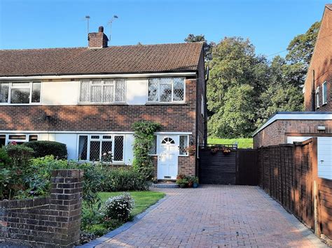 3 Bed Semi Detached House For Sale In Hoddesdon Road Stanstead Abbotts