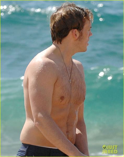 Finnick S Looking Fine Sam Claflin Goes Shirtless In Hawaii Photo