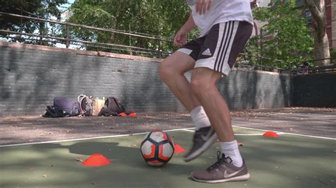 Football Dribbling Drills For Complete Beginners Youtube