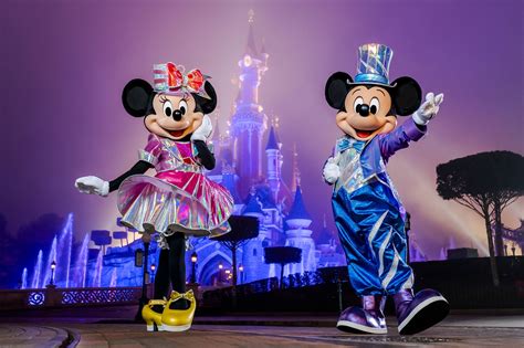 Disneyland París Cuando Nos Prometieron Que Estaría En España Traveler