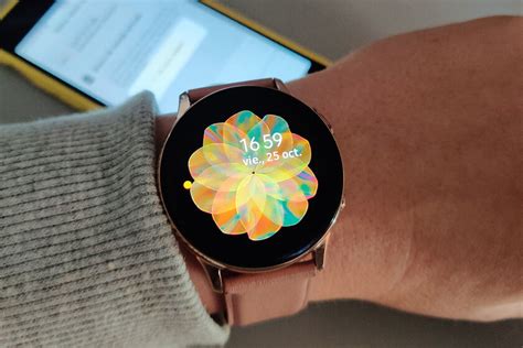 Fall detection on the galaxy watch 3 will work in a similar manner as the. Samsung Galaxy Watch Active 2 finally receives fall ...