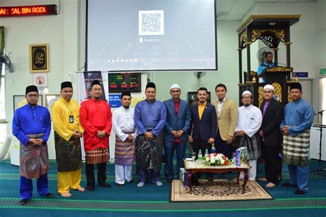 Malaysia ialah sebuah negara berbilang budaya dan agama, dan agama rasminya adalah islam. Forum Isu Semasa Siri 1- Doktrin & Toleransi Antara Agama ...