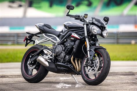 Triumph Tests New Cc Moto Engine Video Bikesrepublic