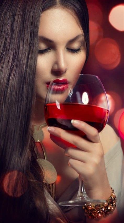 Dame Woman Wine Got The Look Red Wine Alcoholic Drinks Lipstick Glass Beautiful Purple Love