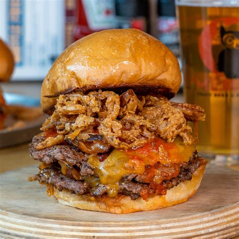 The 18 Best Burger Joints In Nashville Right Now Mlrose Craft Beer And Burgers