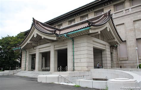 tokyo national museum the largest art collection in japan