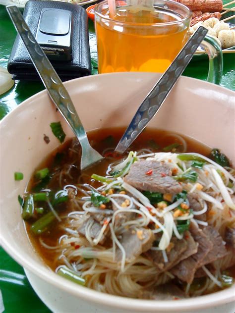 Mee celup resepi asli dari kelantan dari dapur kak tie resepi mee celup 30 minit dah siap rasa mee celup kelantan sangat sedap makanan resipi Sakura Berbunga Lagi ....: MEE CELUP