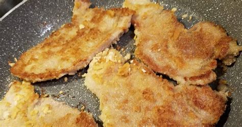 With a thicker cut of meat, you would need to put the meat in first and then add the veggies to the pan later. No Egg Cracker Crusted Pork Chops Recipe by Amber - Cookpad