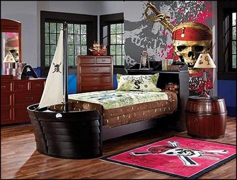 A daily dose of art, culture and technology. Decorating theme bedrooms - Maries Manor: pirate ship beds