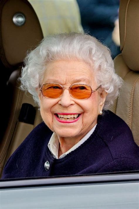 Queen Elizabeth Makes Rare Public Appearance
