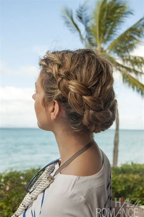 3c curls tend to be soft and on the finer side, so a deep part helps add fullness and enhance dimension. Hairstyle Tutorial - Dutch side braid and bun in curly ...