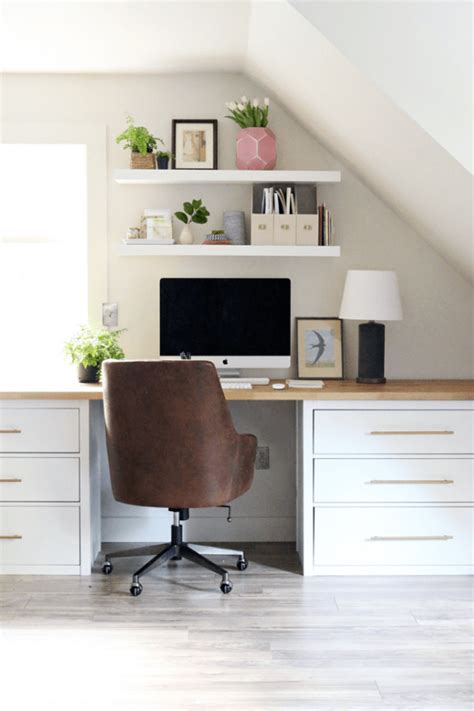 Another great and modern looking ikea desk that comes with a graceful appeal. 11 STYLISH IKEA DESK HACKS TO GET MORE ORGANIZED AND ...