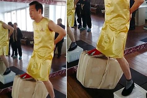 Balls Of Steel Watch Chinese Kung Fu Master Lift 80kg Bricks With His