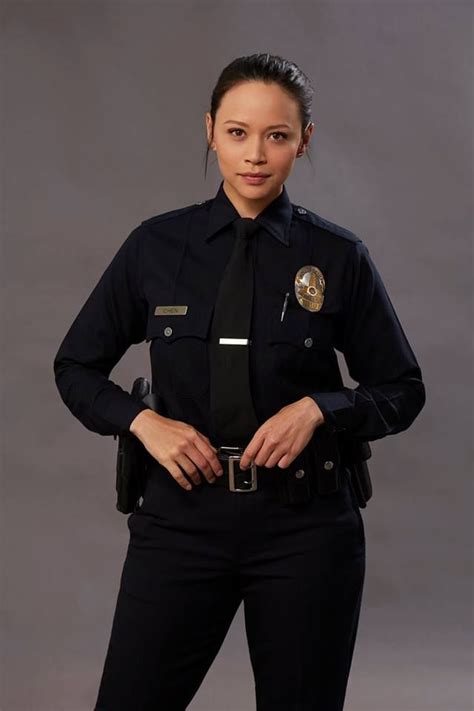 Pin by Ann Loar on SERIE AMERICAINE ANNEE 80 90 2000 | Female cop