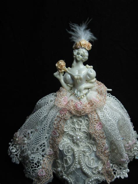 Marie Antoinette Half Doll Pincushion Doll In Porcelain New By Kay
