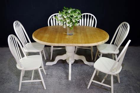 Farmhouse dining tables are an essential part of every modern farmhouse dining room. Oval pine pedestal table + 6 farmhouse bow back chairs ...