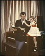 Leonard Bernstein and his oldest daughter. 1957 | Leonard bernstein ...