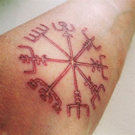25 Bästa Idéerna Om Viking Compass Tattoo På Pinterest Norse Tattoo