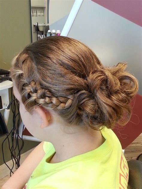 It's usual 9 year old. 13 year old | Hair creations, Hair styles, Hair
