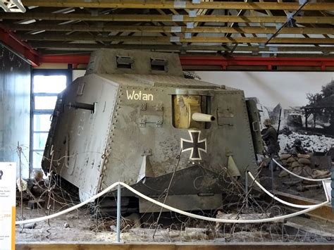 Kampf gegen genitalverstümmelung von mädchen. Monstrum des Grauens Foto & Bild | spezial, krieg, technik ...